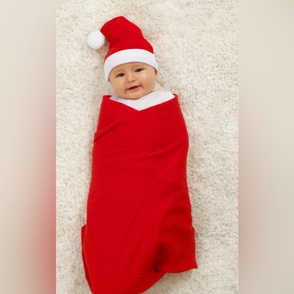 NWT Christmas muslin swaddle & beanie Santa hat infant unisex boy girl